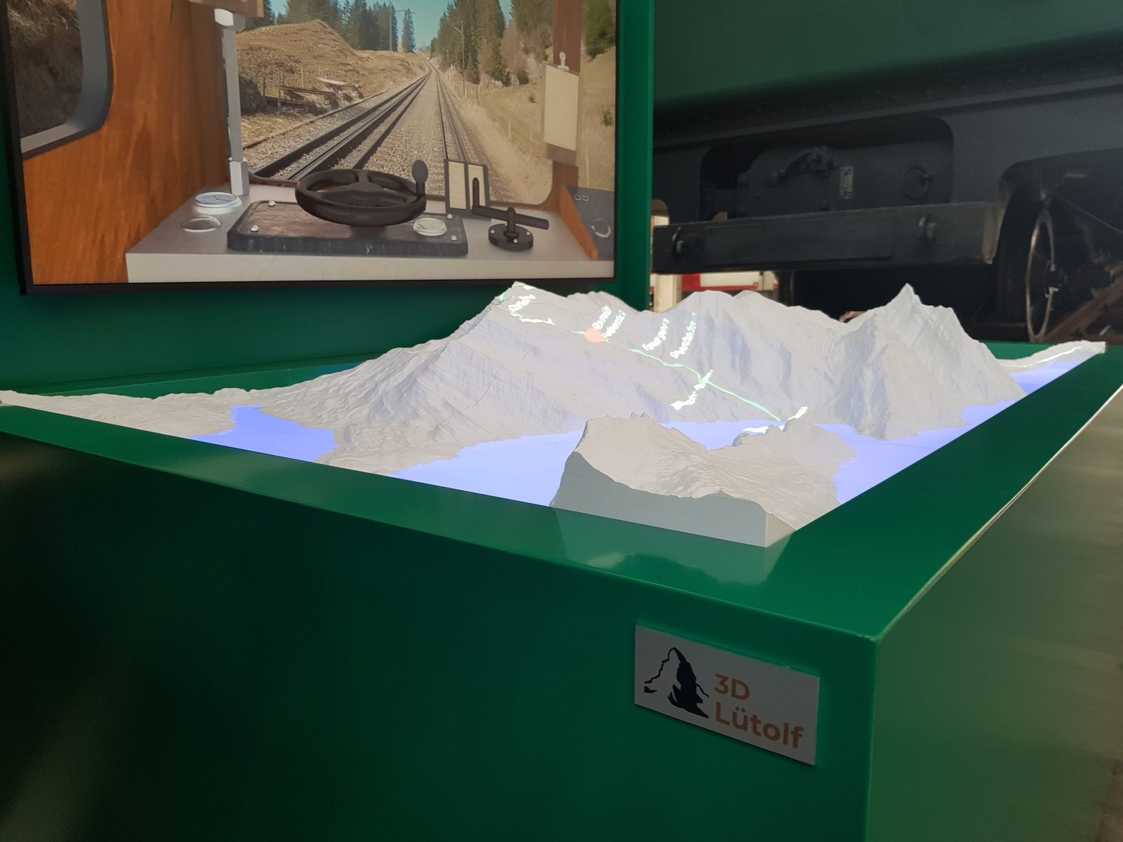 Rigi-Relief in der Ausstellung im Verkehrshaus Luzern mit Projektion